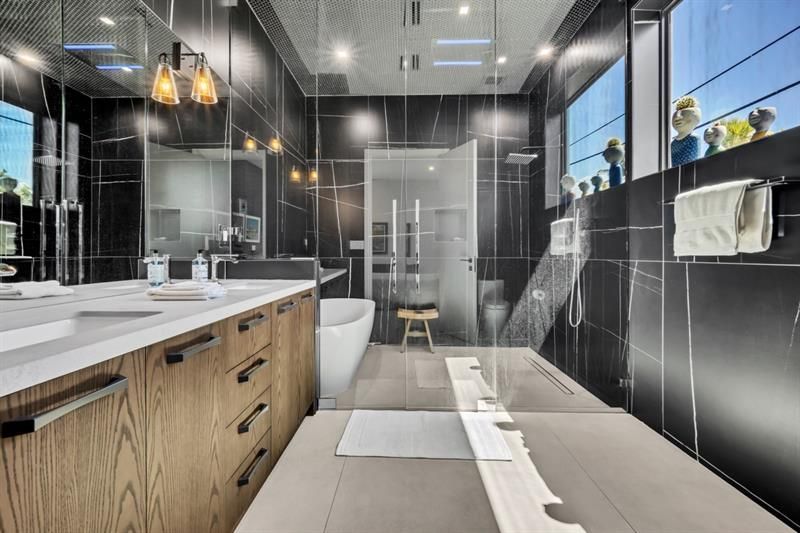 300 NE 21st Ct, Wilton Manors, FL 33305 Photo