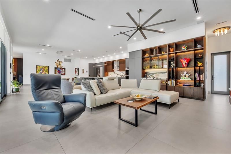 300 NE 21st Ct, Wilton Manors, FL 33305 Photo