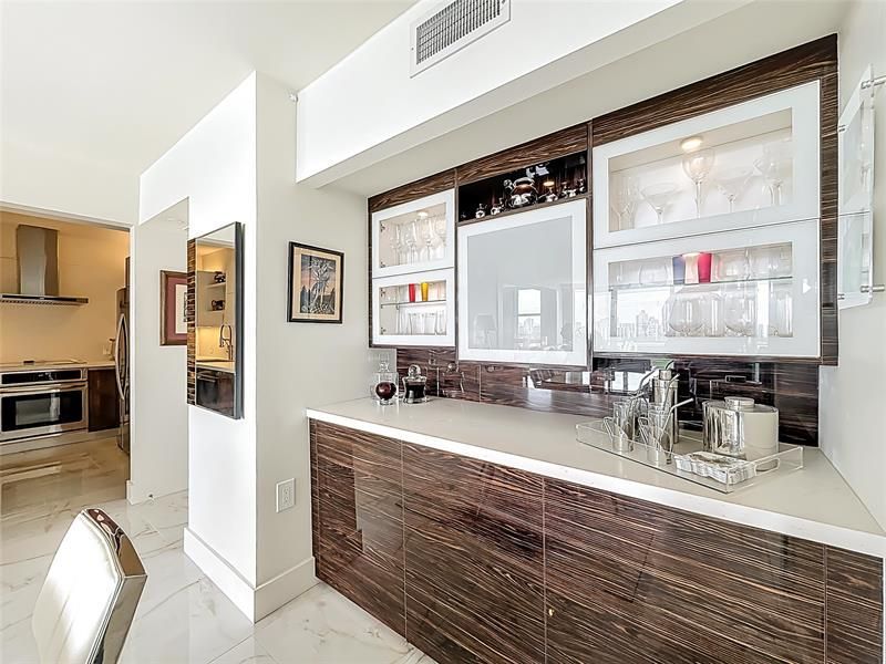 3625 N Country Club Drive, Unit 1204, Aventura, FL 33180 Photo