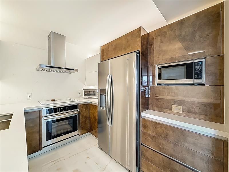 3625 N Country Club Drive, Unit 1204, Aventura, FL 33180 Photo