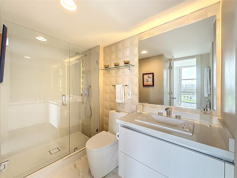 3625 N Country Club Drive, Unit 1204, Aventura, FL 33180 Photo