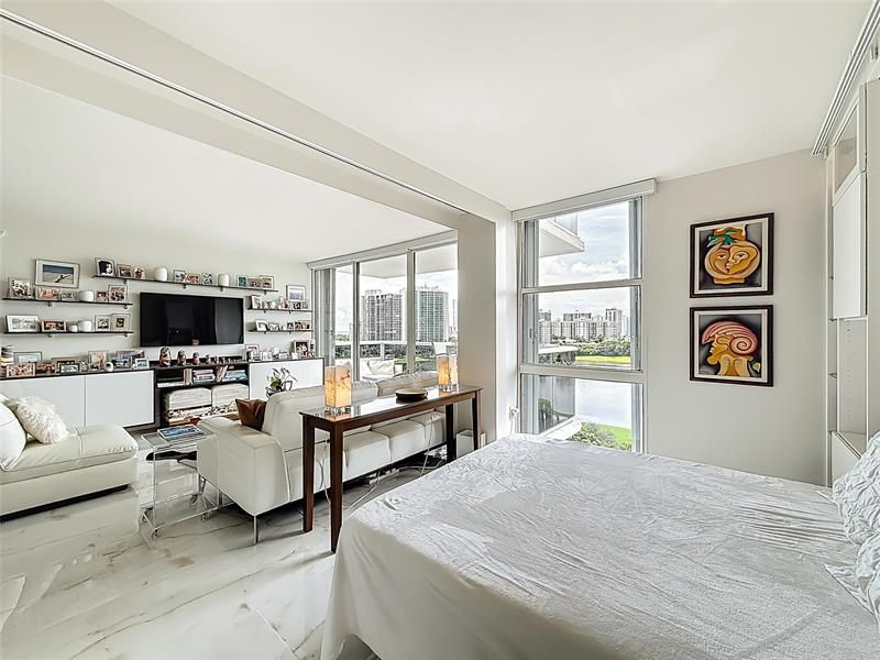 3625 N Country Club Drive, Unit 1204, Aventura, FL 33180 Photo