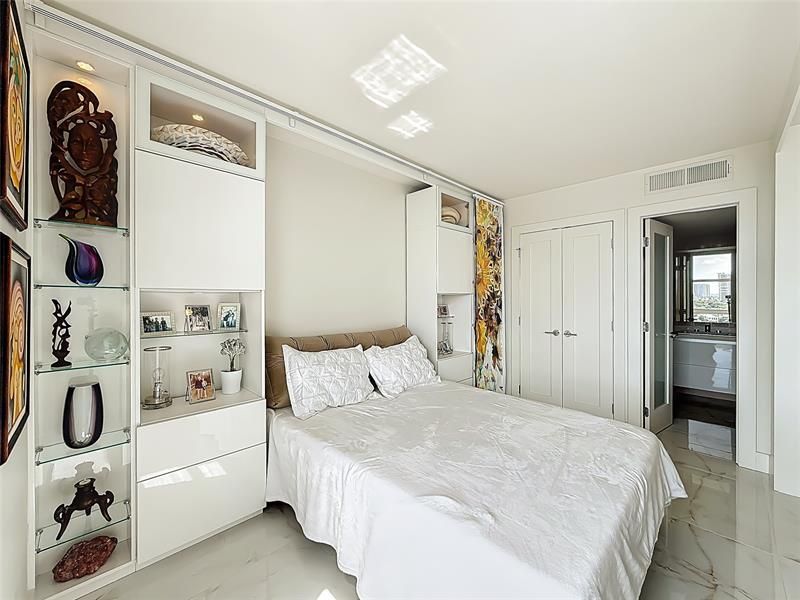 3625 N Country Club Drive, Unit 1204, Aventura, FL 33180 Photo