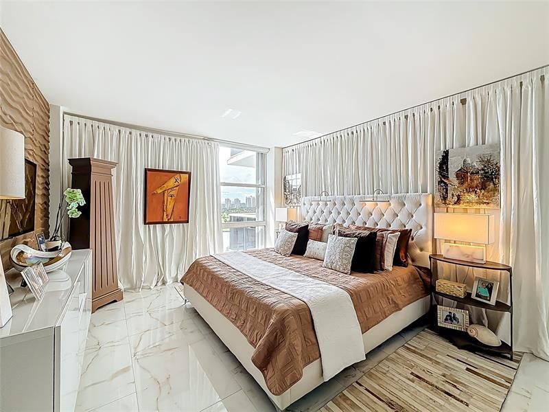 3625 N Country Club Drive, Unit 1204, Aventura, FL 33180 Photo