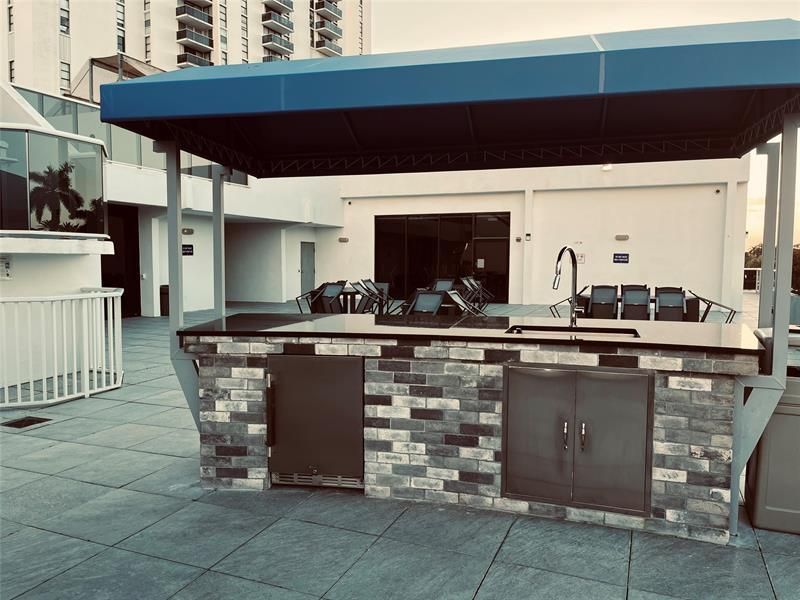 3625 N Country Club Drive, Unit 1204, Aventura, FL 33180 Photo