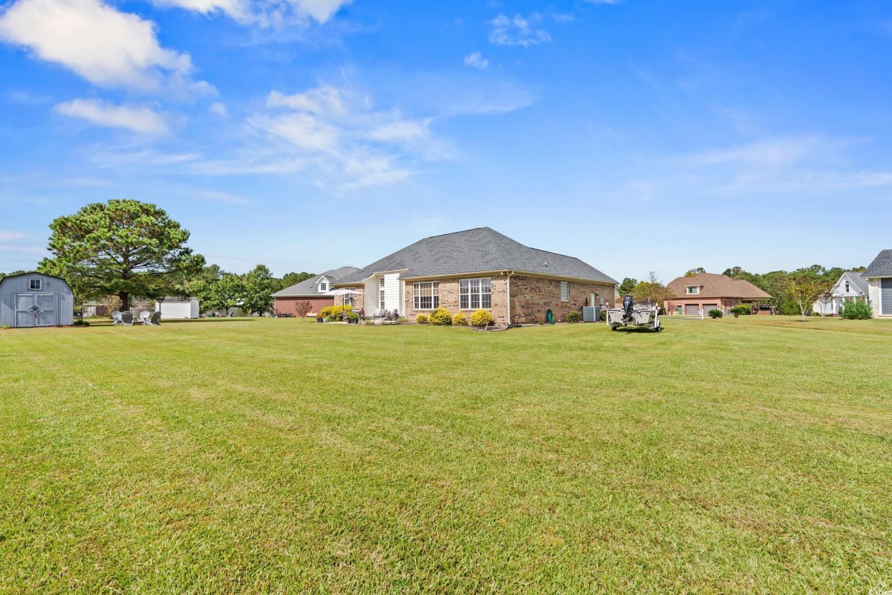 908 Saint James Ct. Photo 29