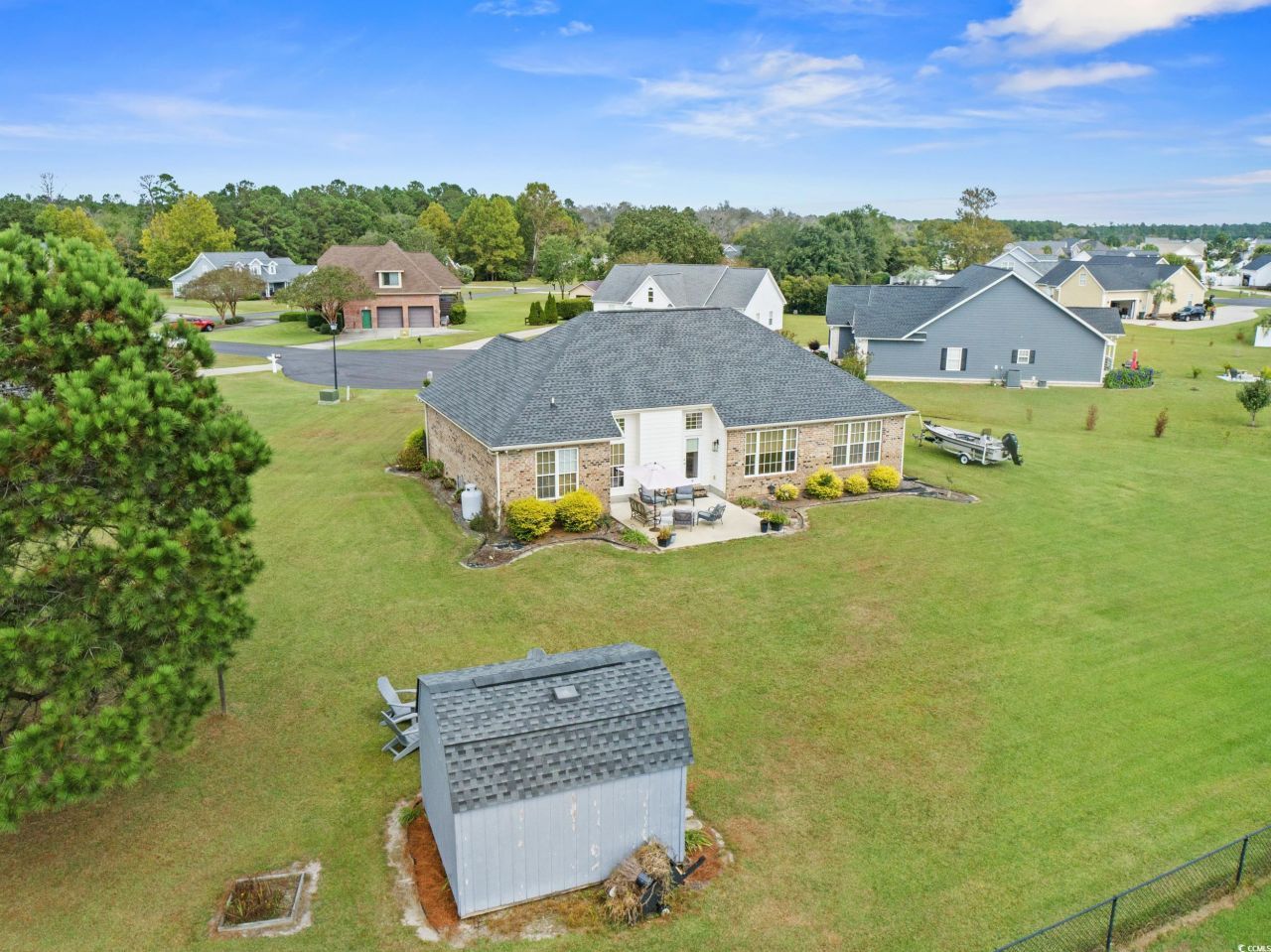 908 Saint James Ct. Photo 34