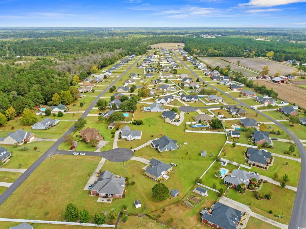 908 Saint James Ct. Photo 37