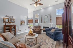 908 Saint James Ct. photo 4