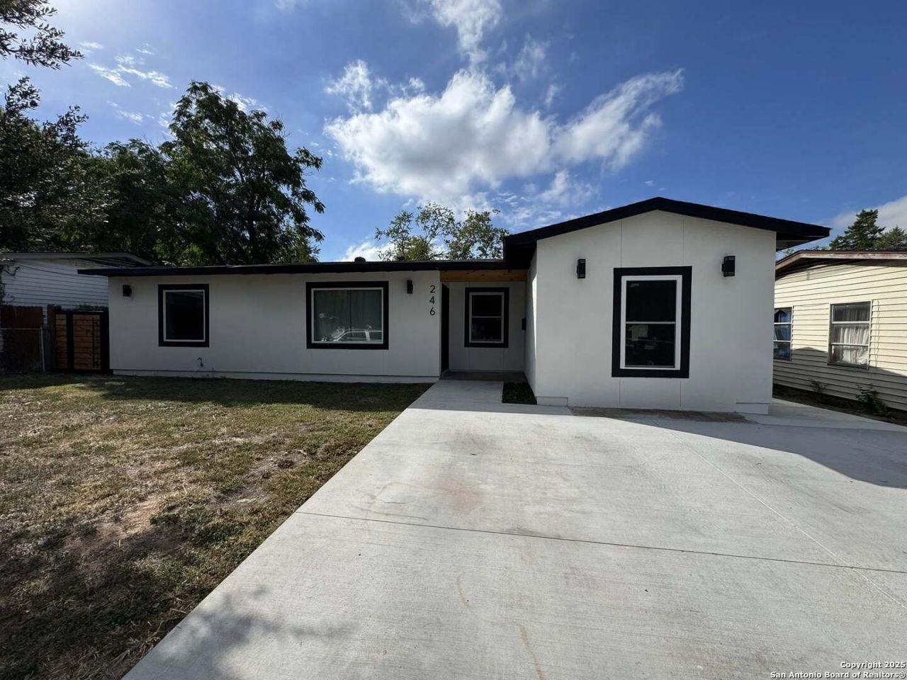 246 Lively, San Antonio, TX 78213 Main Photo
