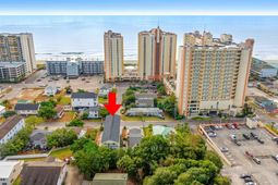 400 Hillside Dr. S photo 4