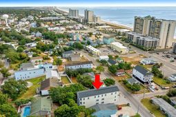 400 Hillside Dr. S photo 4