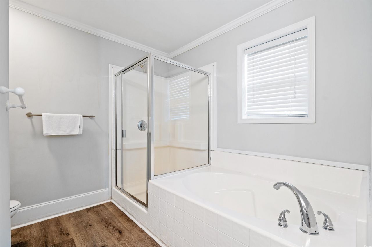 400 Hillside Dr. S Photo 33