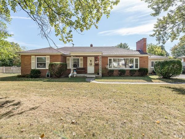 32297 Warren Road, Garden City, MI 48135