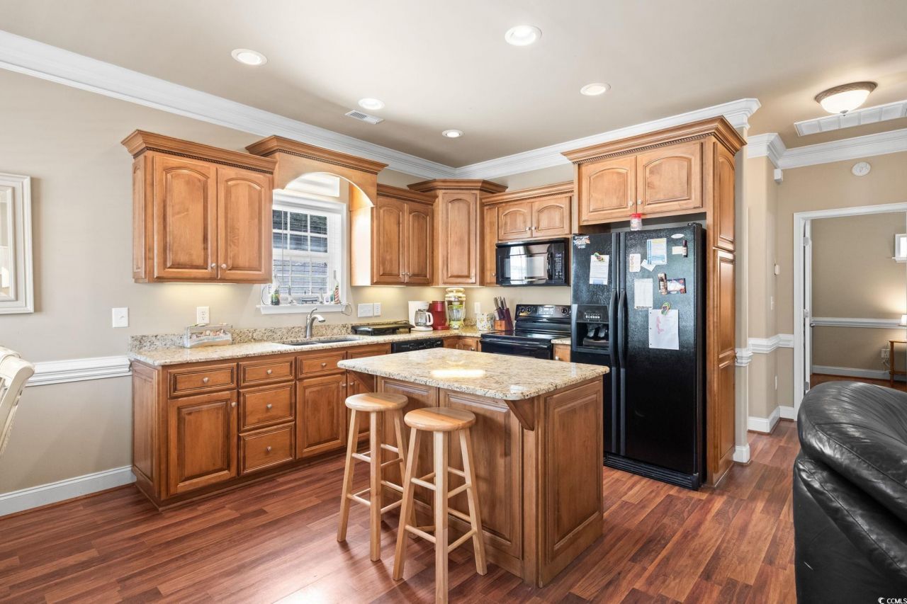 6001-1850 S Kings Hwy. Photo 14