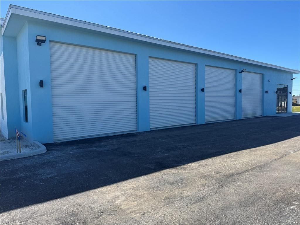 121 Gretchen Ave S, Lehigh Acres, FL 33973 Photo