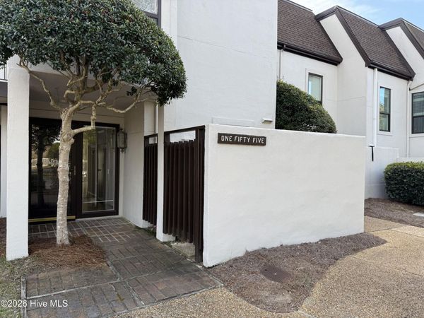 155 Beaufort Court, Morehead City, NC 28557