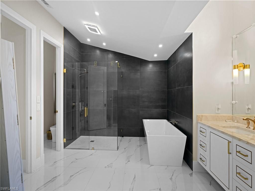 2140 Harlans Run, Naples, FL 34105 Photo