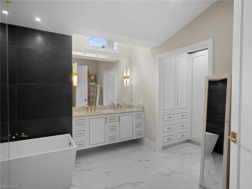 2140 Harlans Run, Naples, FL 34105 Photo