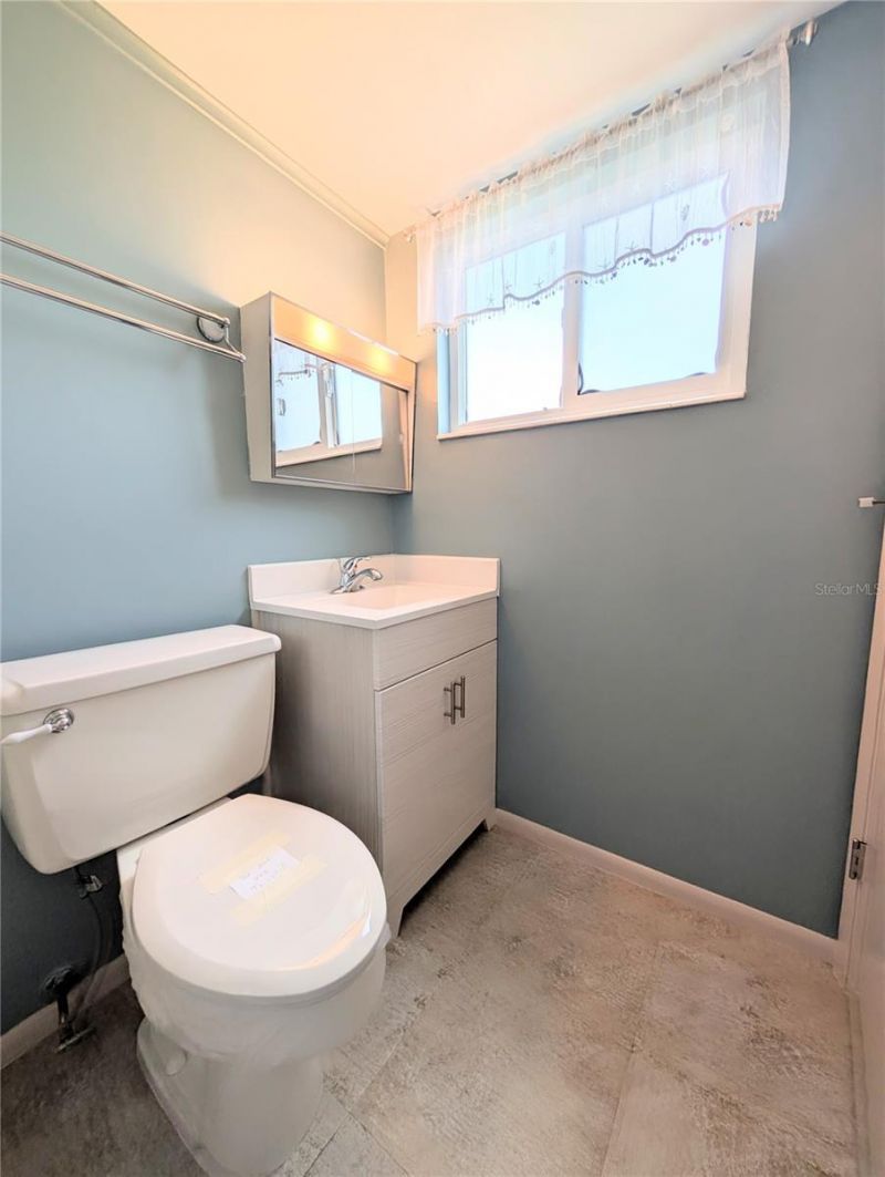 2303 Sunset Drive, Unit H7, Bradenton, FL 34207 Photo