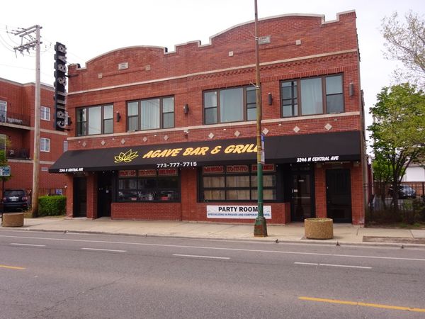 3246 N Central Avenue, Chicago, IL 60634