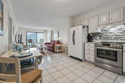 6302 N Ocean Blvd. photo 4