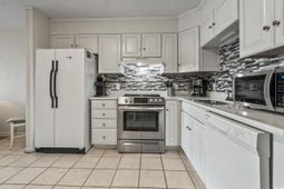 6302 N Ocean Blvd. photo 4