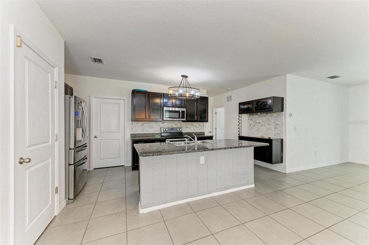 123 San Avellino Court, Bradenton, FL 34208 Photo