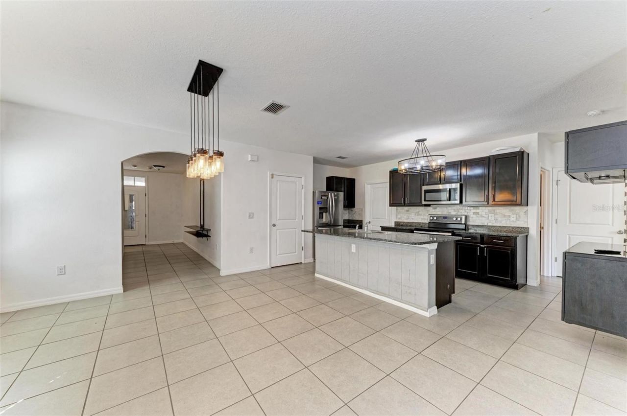 123 San Avellino Court, Bradenton, FL 34208 Photo