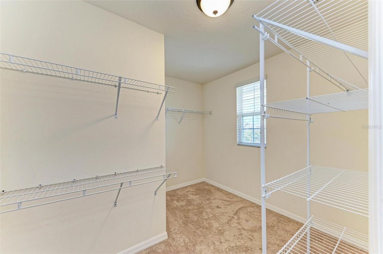 123 San Avellino Court, Bradenton, FL 34208 Photo