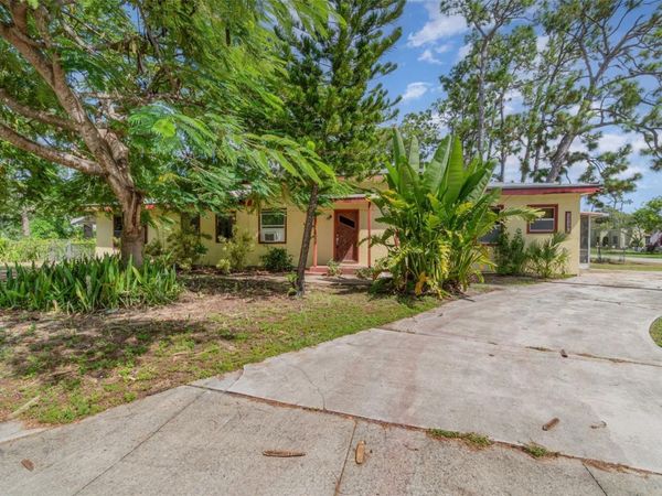 2729 BROADWAY, FORT MYERS, FL 33901