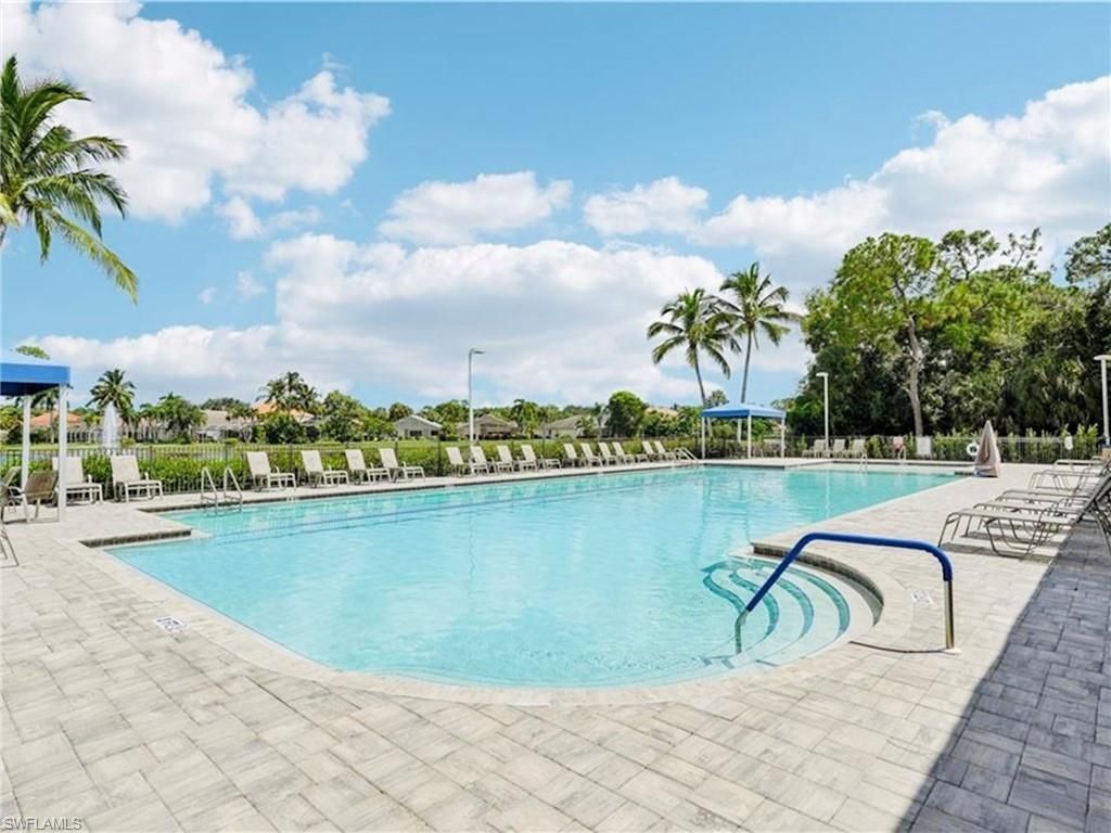 7715 Woodbrook Cir, Unit 3402, Naples, FL 34104 Photo