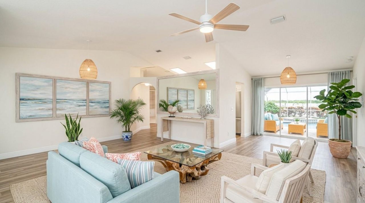 4817 61st Avenue Drive W, Unit 10B, Bradenton, FL 34210 Photo