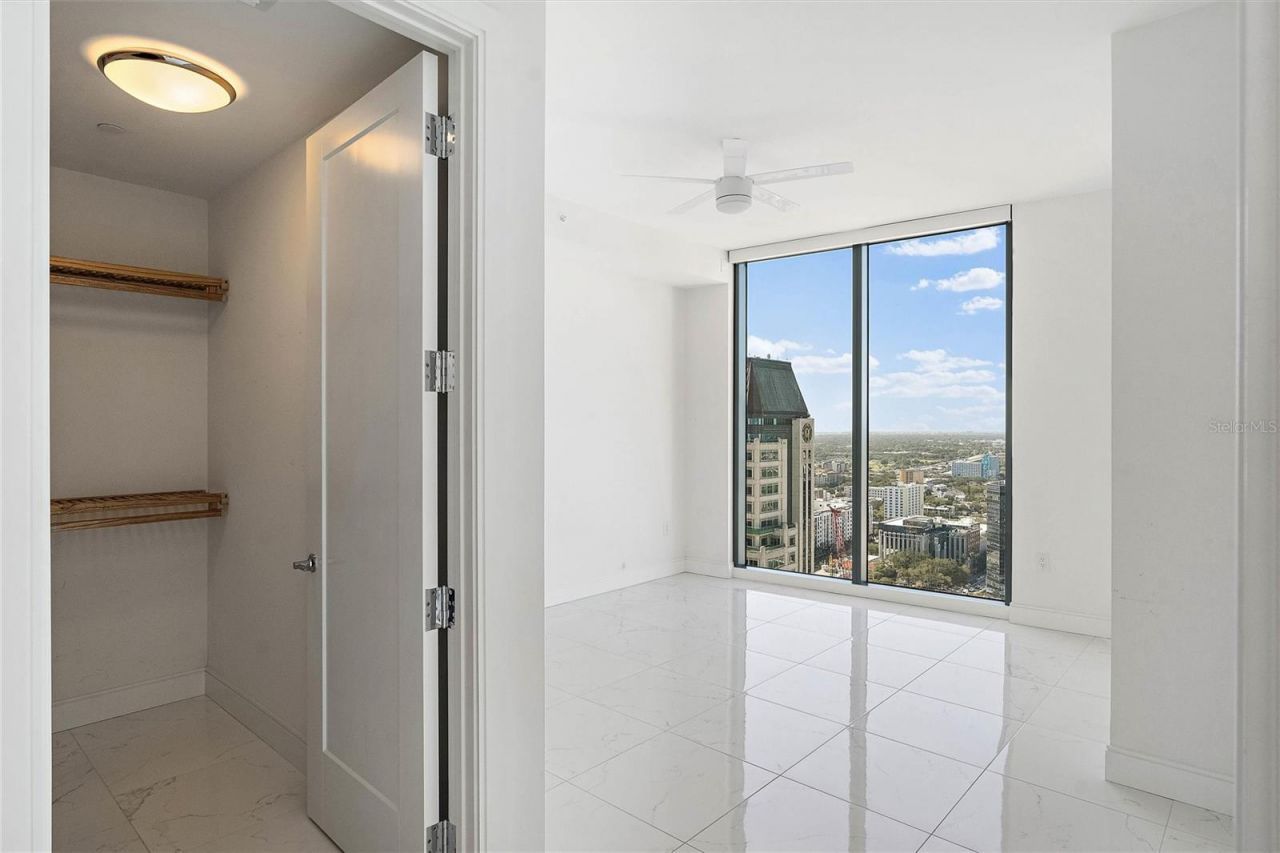 100 1st Avenue N, Unit 3307, Saint Petersburg, FL 33701 Photo