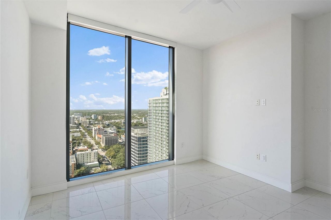 100 1st Avenue N, Unit 3307, Saint Petersburg, FL 33701 Photo