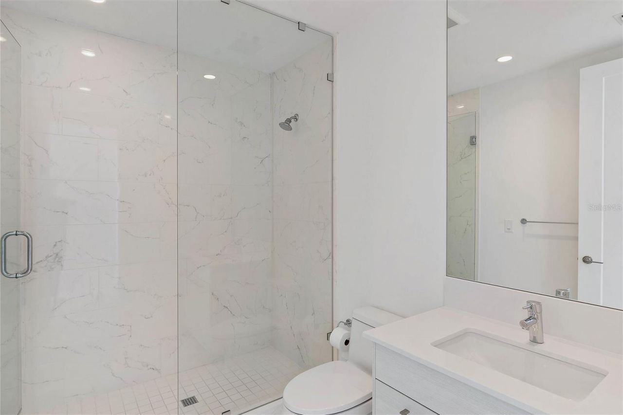 100 1st Avenue N, Unit 3307, Saint Petersburg, FL 33701 Photo