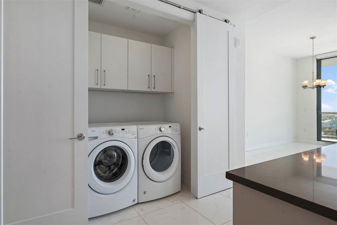 100 1st Avenue N, Unit 3307, Saint Petersburg, FL 33701 Photo