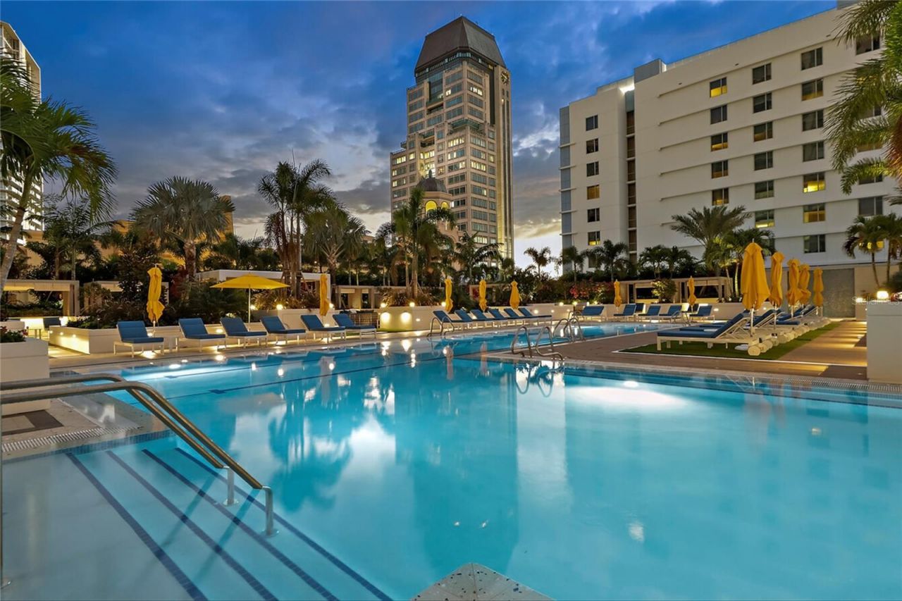 100 1st Avenue N, Unit 3307, Saint Petersburg, FL 33701 Photo