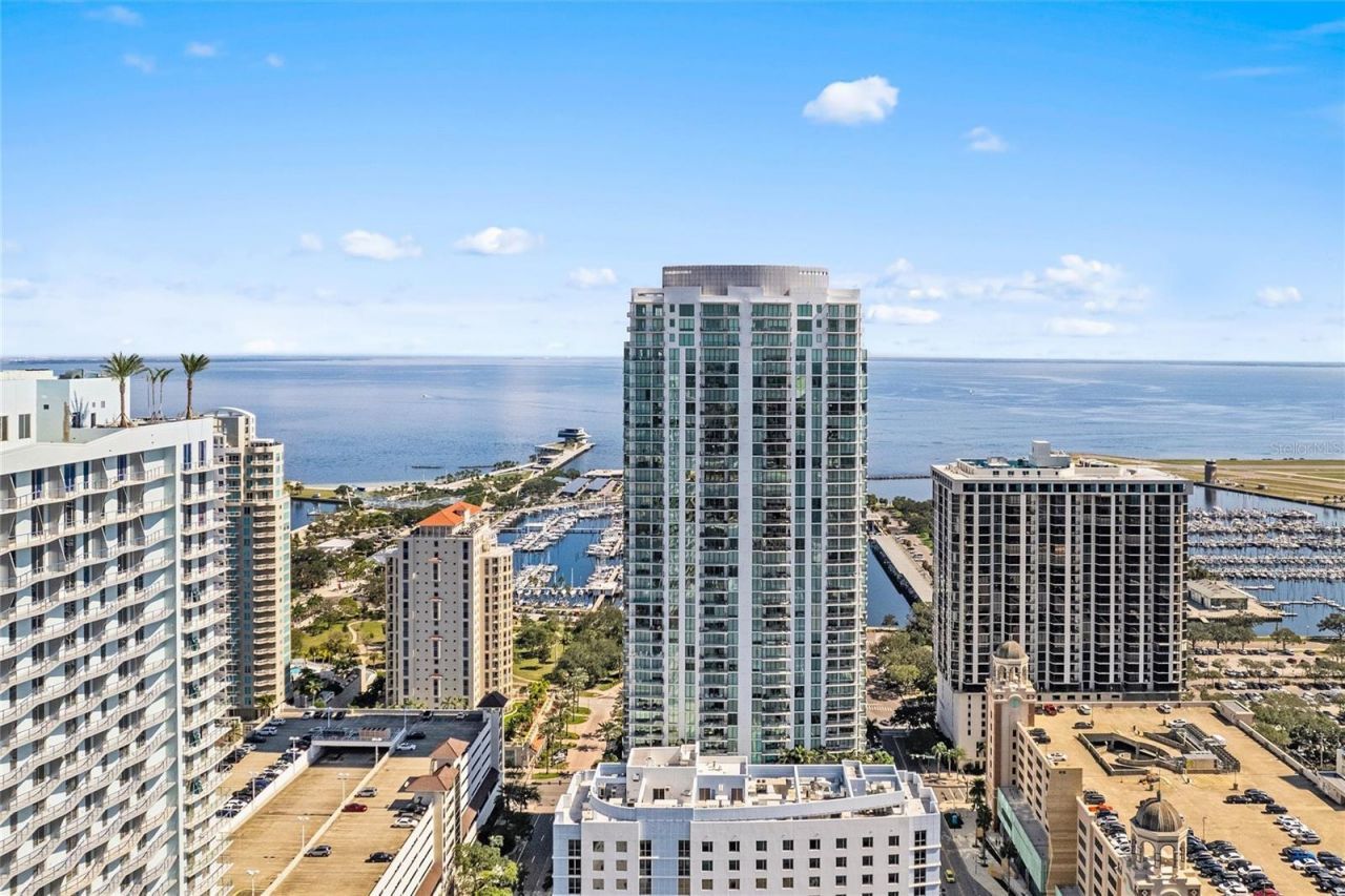 100 1st Avenue N, Unit 3307, Saint Petersburg, FL 33701 Photo