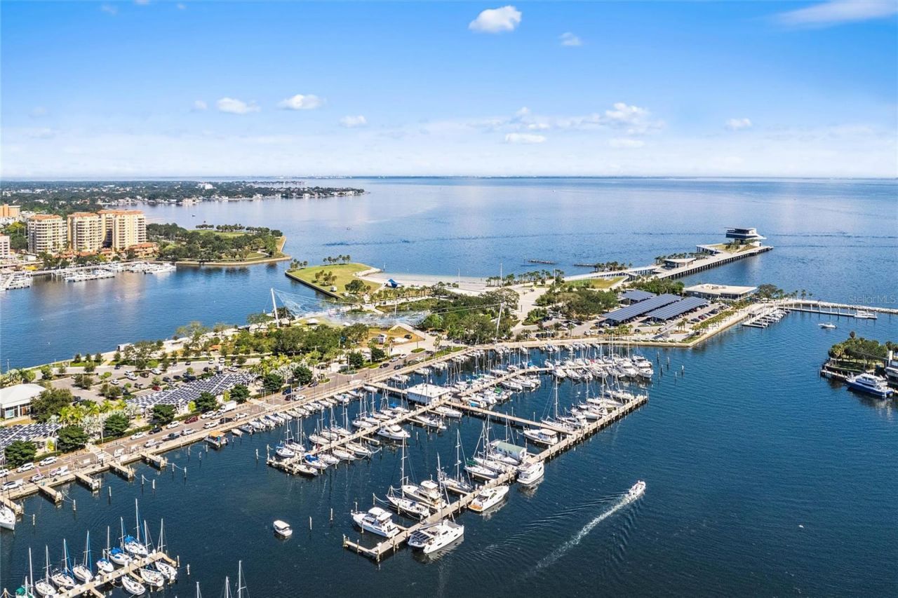 100 1st Avenue N, Unit 3307, Saint Petersburg, FL 33701 Photo