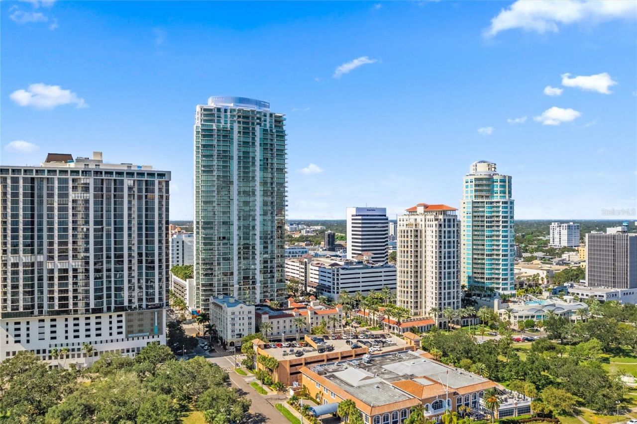 100 1st Avenue N, Unit 3307, Saint Petersburg, FL 33701 Photo