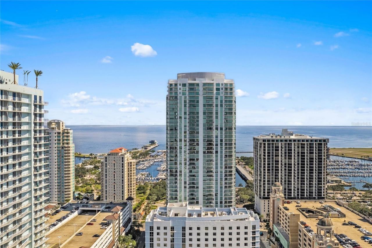 100 1st Avenue N, Unit 3307, Saint Petersburg, FL 33701 Photo