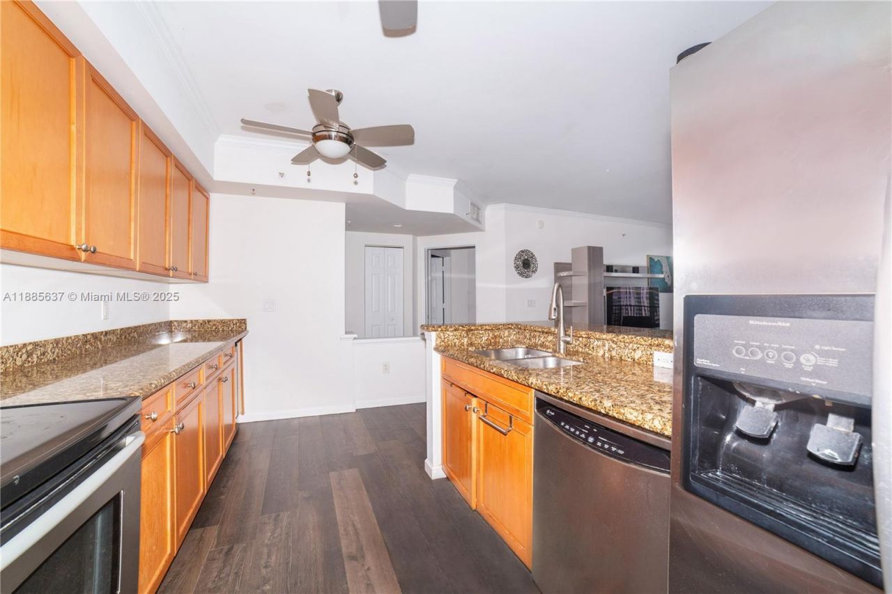 17150 N Bay Rd, Unit 2914, Sunny Isles Beach, FL 33160 Photo