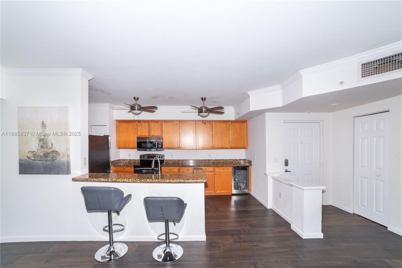 17150 N Bay Rd, Unit 2914, Sunny Isles Beach, FL 33160 Photo