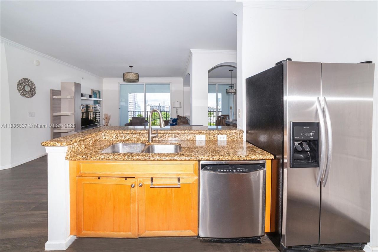 17150 N Bay Rd, Unit 2914, Sunny Isles Beach, FL 33160 Photo