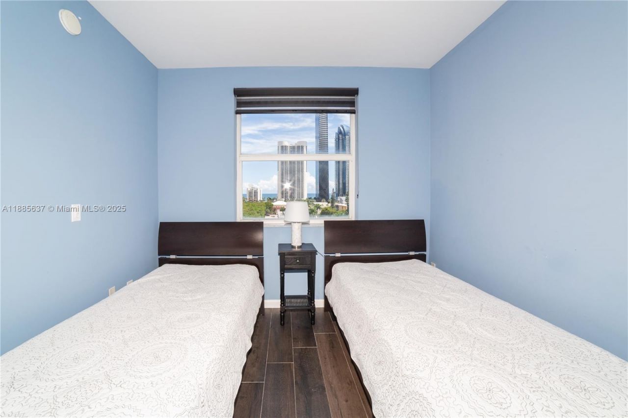 17150 N Bay Rd, Unit 2914, Sunny Isles Beach, FL 33160 Photo