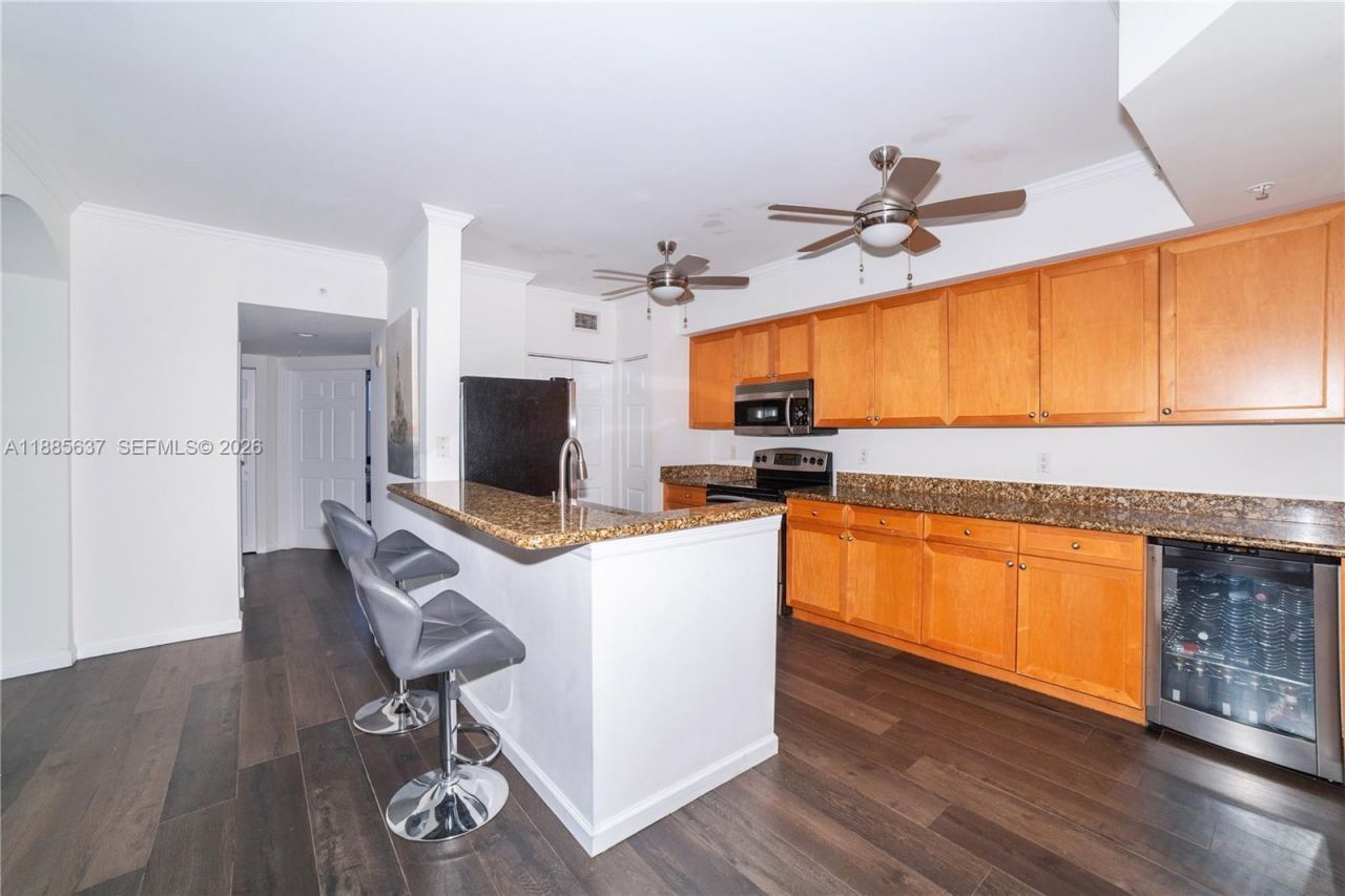 17150 N Bay Rd, Unit 2914, Sunny Isles Beach, FL 33160 Photo