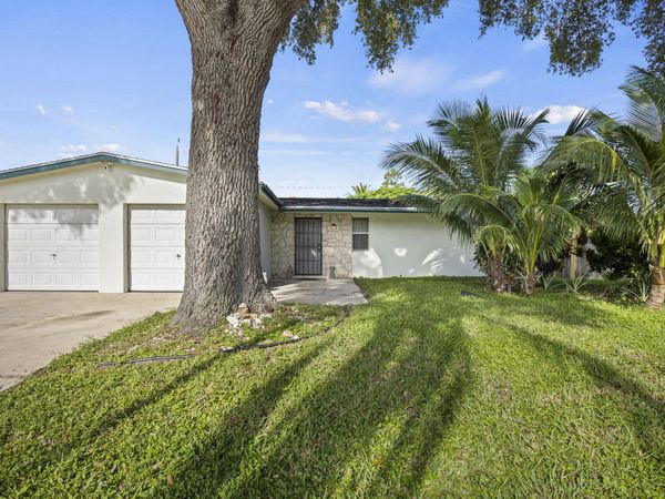 333 Masters Road, Palm Springs, FL 33461