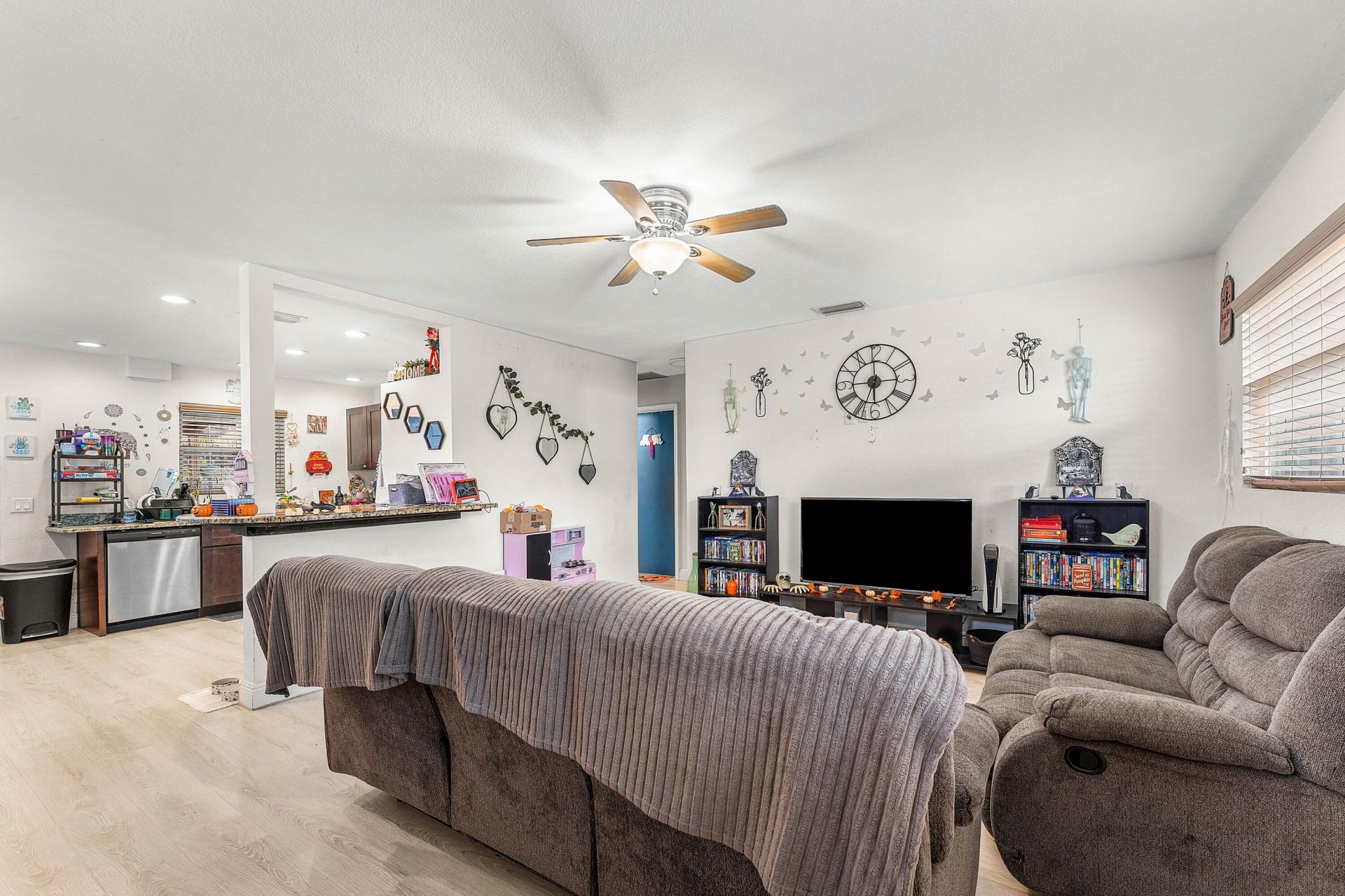 2907 Apalachee Road, Palm Springs, FL 33406 Photo