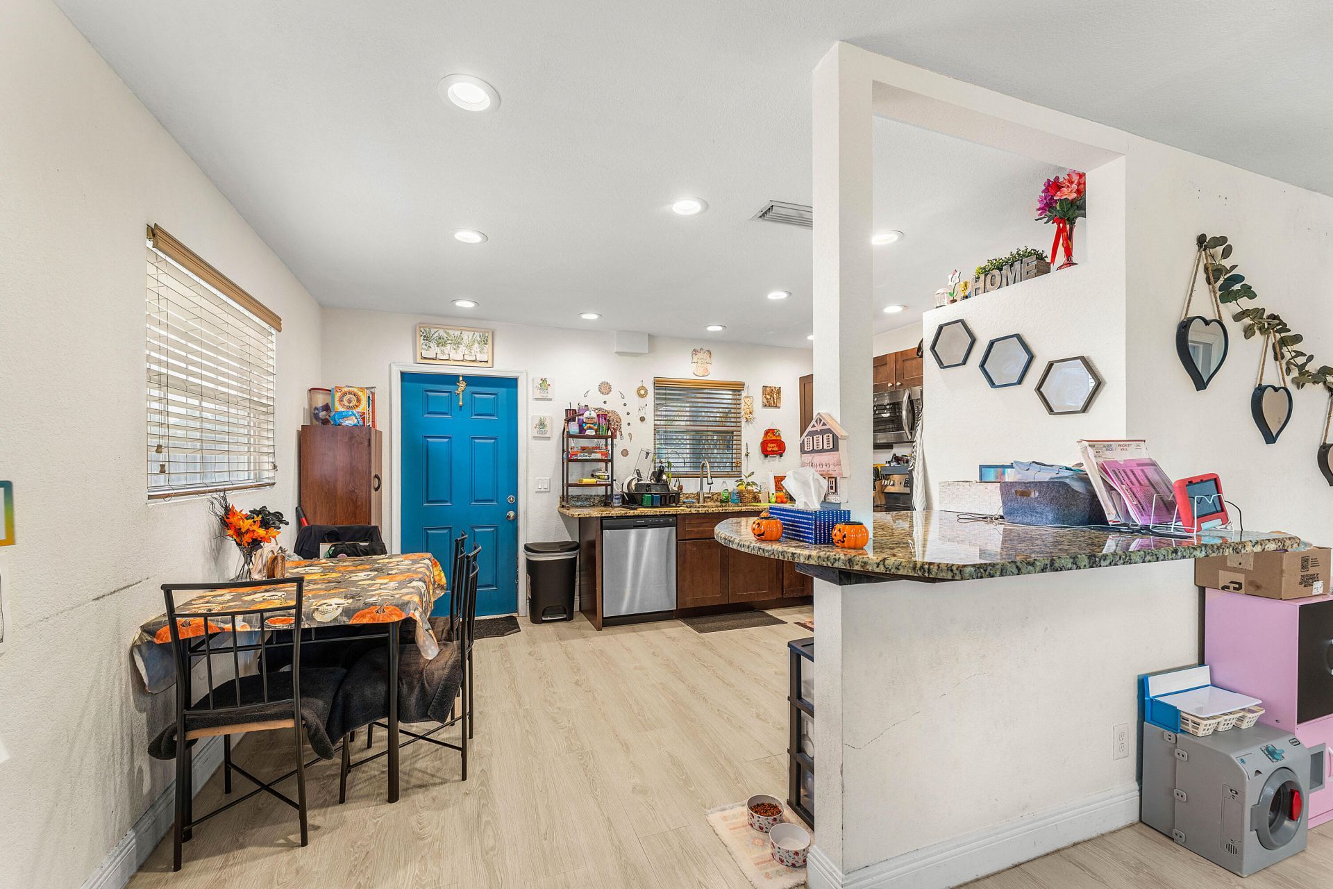 2907 Apalachee Road, Palm Springs, FL 33406 Photo